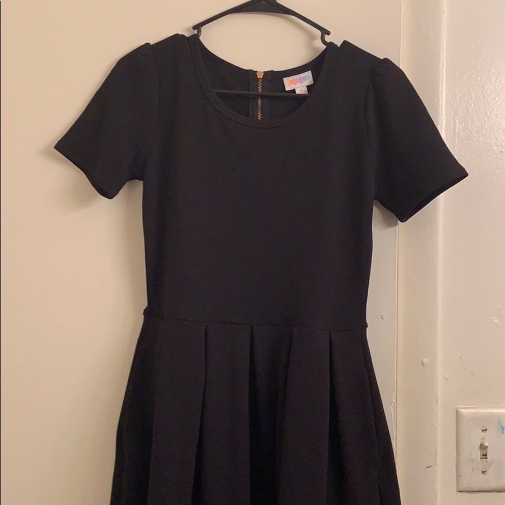 Small Amelia by LulaRoe